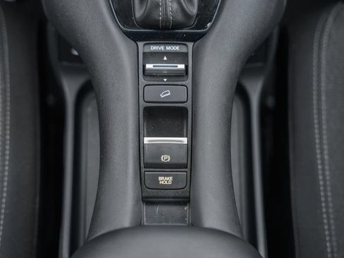 Used 2024 Honda HR-V LX image 23