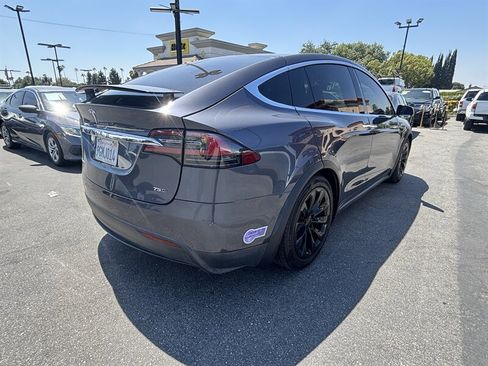 Used 2018 Tesla Model X P100D AWD/4WD image 5