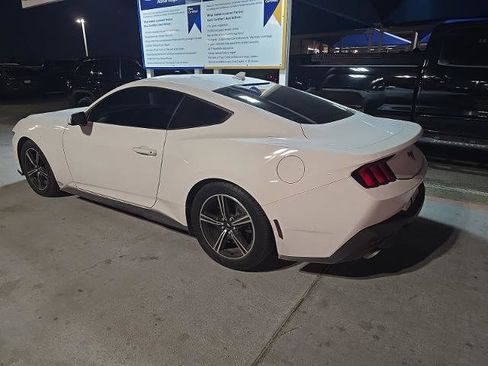 Certified 2024 Ford Mustang Coupe image 2