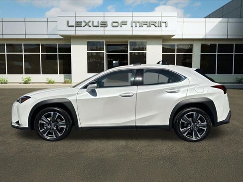 Used 2025 Lexus UX 300h FWD w/ Accessory Package (Z2) image 2