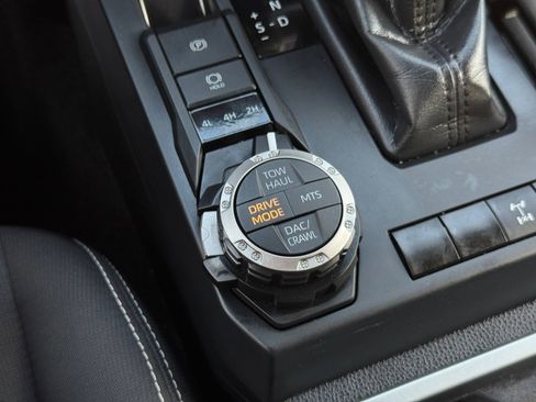 Used 2024 Toyota Tacoma TRD Off-Road image 63