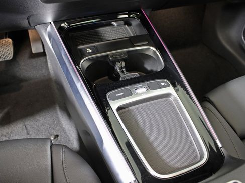 Certified 2024 Mercedes-Benz EQB 350 4MATIC SUV image 25