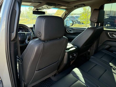 Used 2023 Chevrolet Tahoe Z71 w/ Off-Road Capability Package image 25