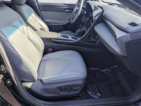 Used 2020 Toyota Avalon Limited w/ Advanced Safety Package FWD image 22