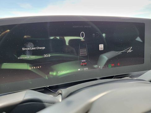 Used 2025 Lucid Air Touring AWD/4WD image 29