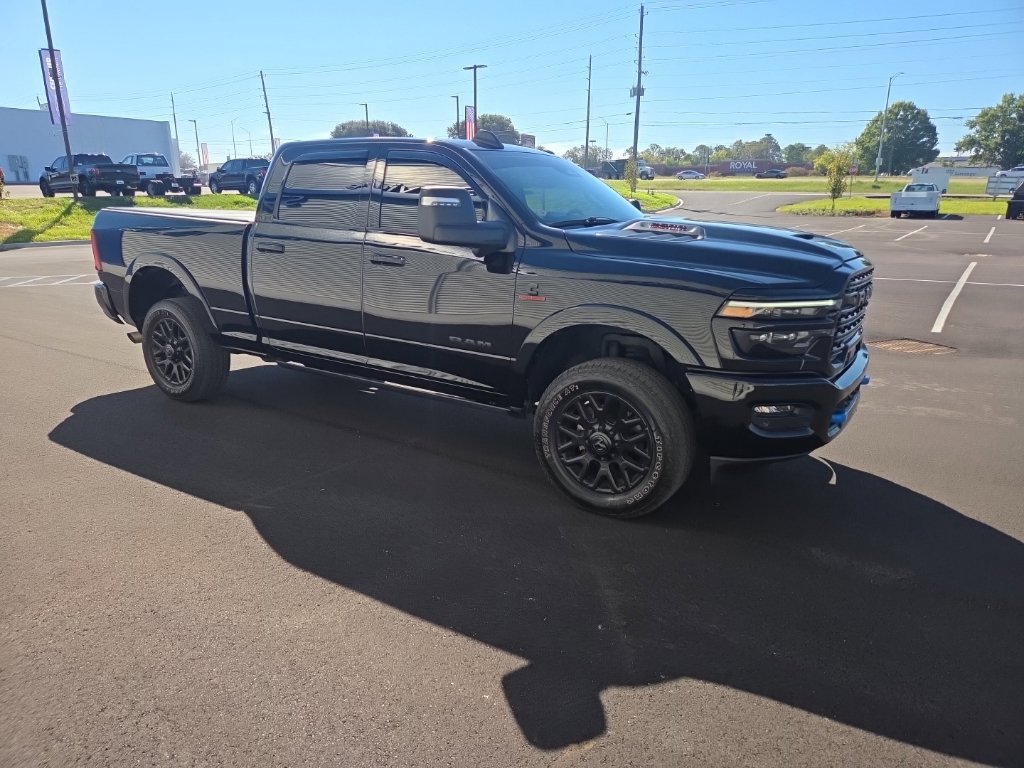 Used 2025 RAM 2500 Limited AWD/4WD image 15