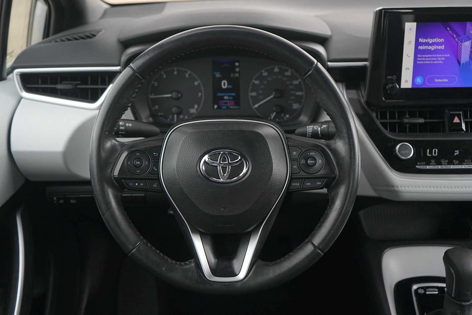 Used 2024 Toyota Corolla SE FWD image 16