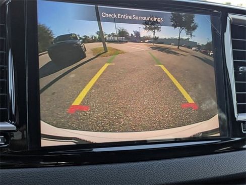 New 2026 Chrysler Voyager LX image 20