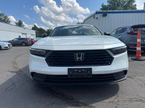 Used 2023 Honda Accord Sport image 7