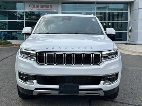 Used 2022 Jeep Wagoneer Series II w/ Convenience Group I AWD/4WD image 6