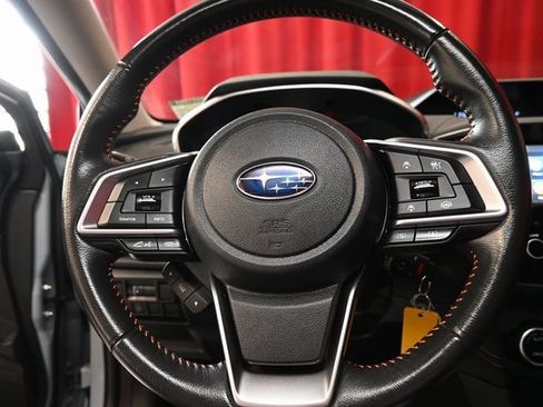 Used 2021 Subaru Crosstrek 2.0i Premium image 11