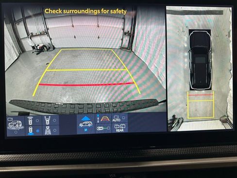 Used 2025 Toyota 4Runner Limited image 36