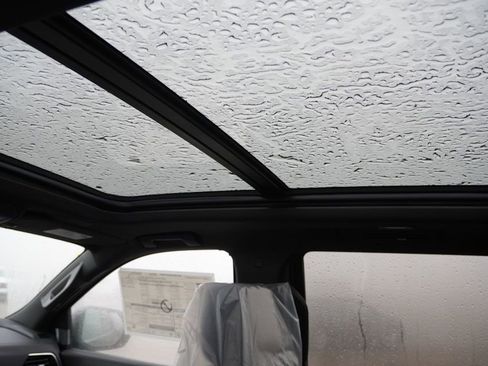 New 2026 Chevrolet Tahoe High Country image 13