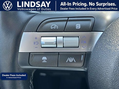Used 2024 Hyundai Kona Limited AWD/4WD image 20