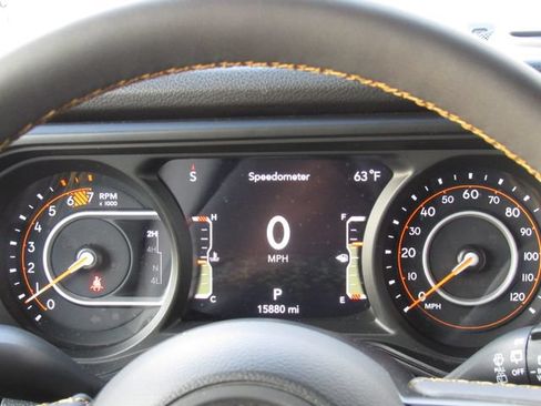 Used 2024 Jeep Wrangler Unlimited Sport AWD/4WD image 20