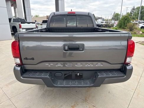 Used 2019 Toyota Tacoma SR w/ SX Package AWD/4WD image 6