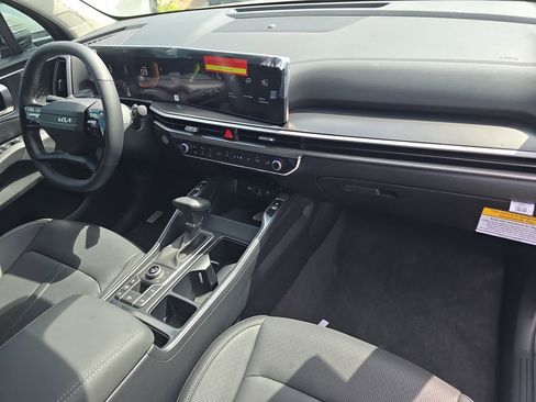 New 2026 Kia Sorento S image 11