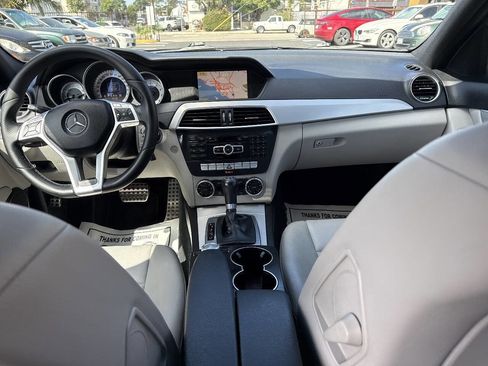 Used 2012 Mercedes-Benz C 250 Sedan image 23