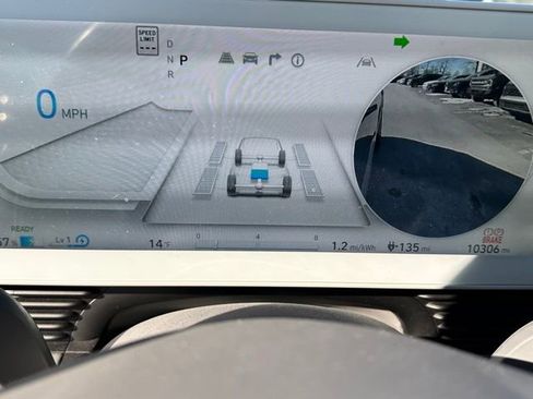 Used 2024 Hyundai Ioniq 5 Limited image 36