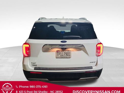 Used 2022 Ford Explorer XLT w/ Equipment Group 202A AWD/4WD image 9