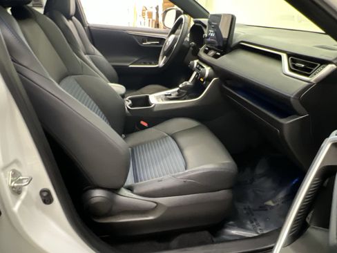 Used 2023 Toyota RAV4 XSE AWD/4WD image 26