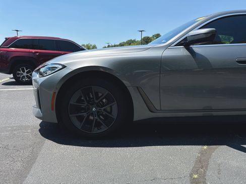 Used 2023 BMW i4 eDrive35 w/ Premium Package RWD image 7