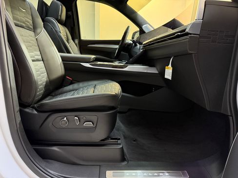 New 2026 Cadillac Escalade Platinum Sport image 66