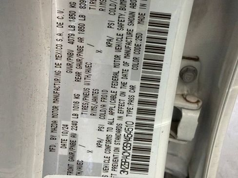 Used 2025 MAZDA MAZDA3 s FWD image 11