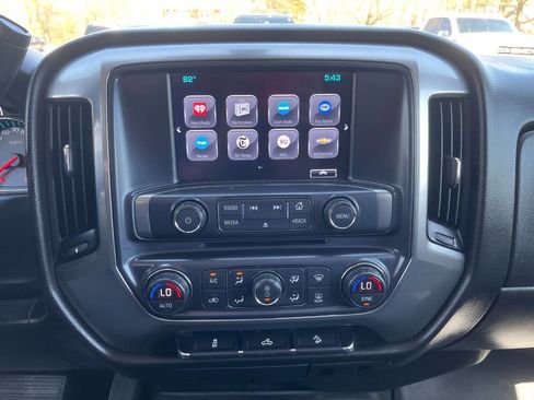 Used 2018 Chevrolet Silverado 1500 LT w/ All Star Edition AWD/4WD image 30
