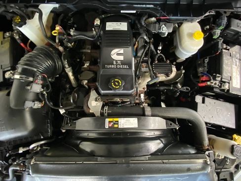 Used 2018 RAM 2500 Tradesman w/ Snow Chief Group image 26