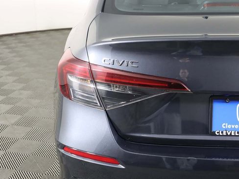 Used 2025 Honda Civic Sport image 13