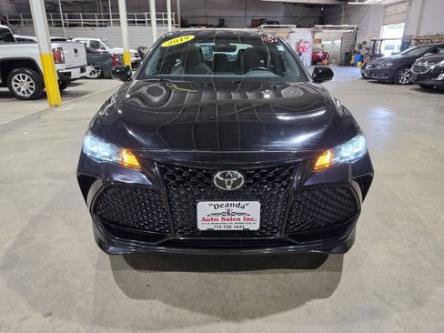 Used 2019 Toyota Avalon XSE w/ All Weather Liner Package FWD image 18