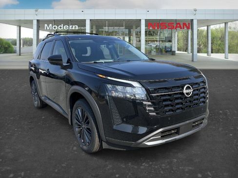 New 2026 Nissan Pathfinder SL image 7