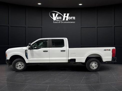 Used 2023 Ford F250 XL image 6