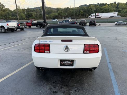 Used 2007 Ford Mustang Shelby GT500 RWD image 4