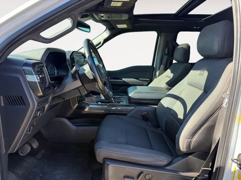 Used 2021 Ford F150 XLT w/ Equipment Group 302A High image 9