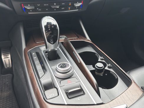 Used 2017 Maserati Levante S AWD/4WD image 18
