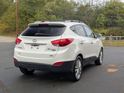 Used 2013 Hyundai Tucson Limited image 4