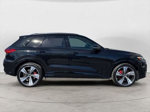 New 2025 Audi SQ5 Premium Plus AWD/4WD image 8