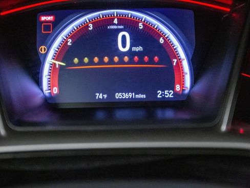 Used 2019 Honda Civic Type R image 9