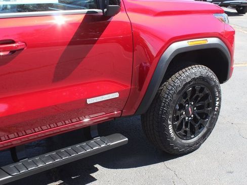 New 2026 GMC Canyon Elevation w/ Convenience Package image 15