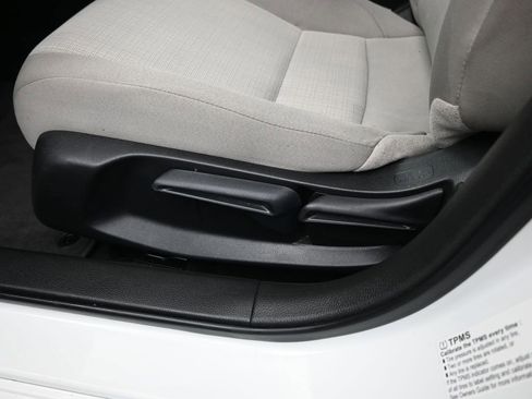 Certified 2023 Honda Civic LX image 23