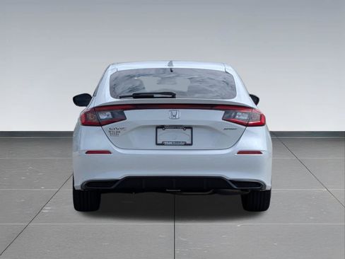 Used 2024 Honda Civic Sport image 4