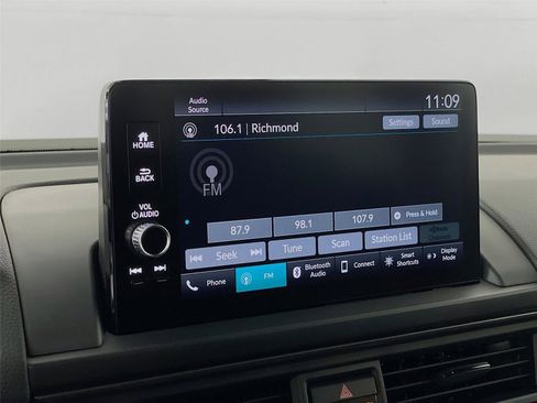 New 2025 Honda Pilot TrailSport image 12