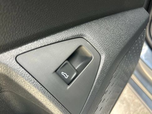 New 2026 Volkswagen Jetta SE FWD image 47