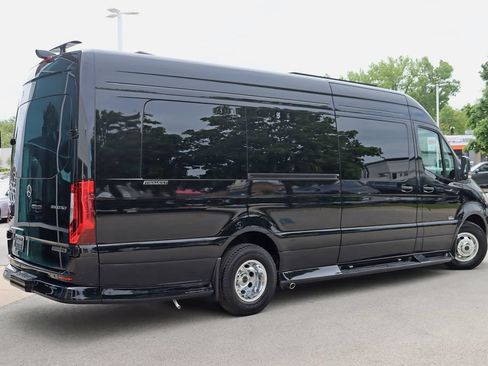 Used 2026 Mercedes-Benz Sprinter 3500 image 10