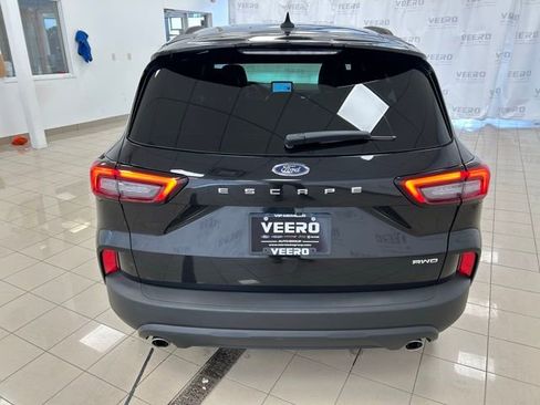 Certified 2025 Ford Escape ST-Line AWD/4WD image 5