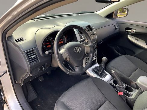 Used 2010 Toyota Corolla S FWD image 13