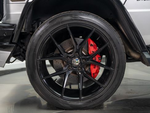 Used 2013 Mercedes-Benz G 63 AMG 4MATIC image 13