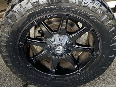 Used 2018 Ford F150 Lariat w/ Equipment Group 502A Luxury image 35